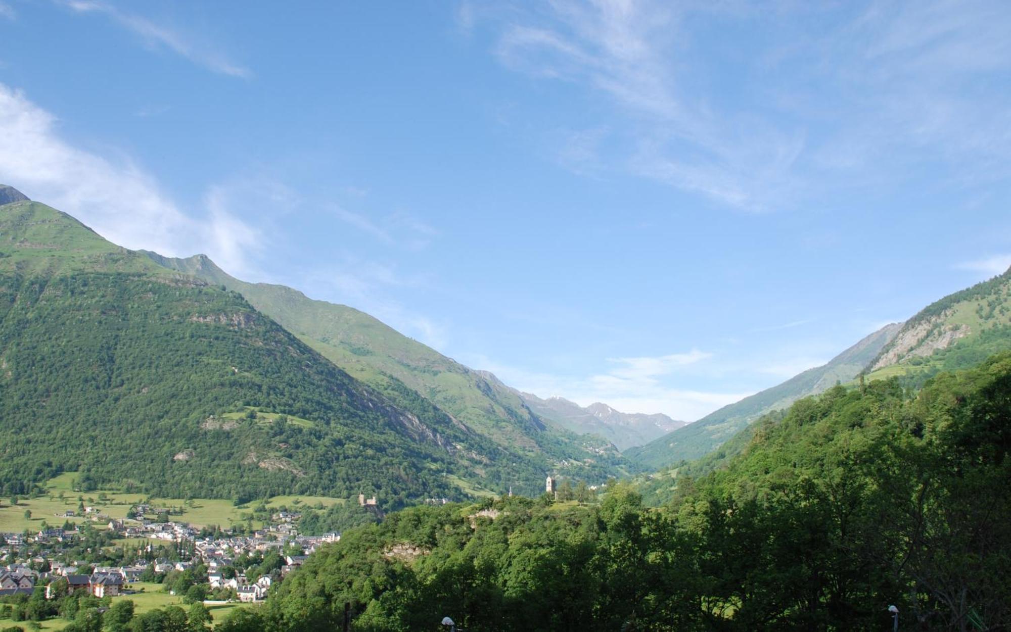 Les Gites Du Pla De Moura Luz-Saint-Sauveur Bagian luar foto